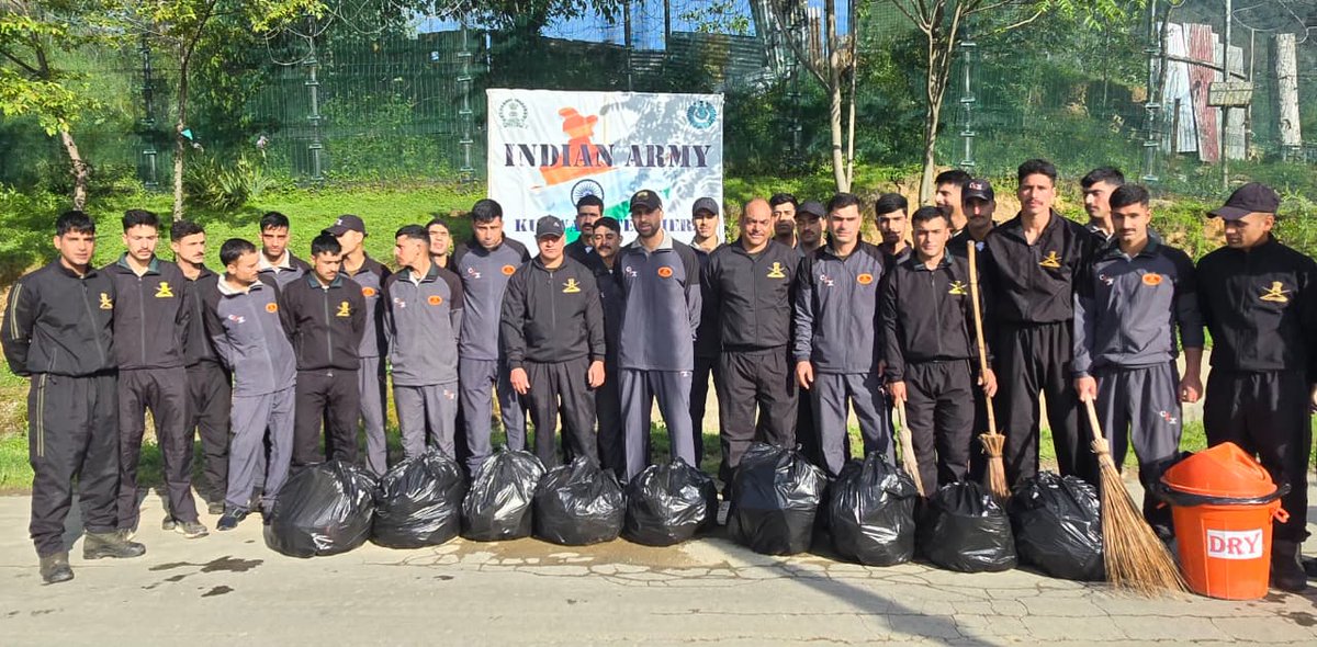 kupwarasentinel's tweet photo. Standing shoulder to shoulder for a cleaner and greener future, #IndianArmy conducted a cleanliness drive at Gulgam, Kupwara under the ongoing ‘Swachhata Hi Seva’ campaign. 🇮🇳
The initiative reflected a shared commitment towards cleanliness, environmental responsibility and community awareness.
Clean surroundings and responsible citizens together build a healthier, stronger and more progressive nation.

#SwachhataHiSeva 
#SwachhBharat 
#IndianArmy 
#KupwaraTerriers