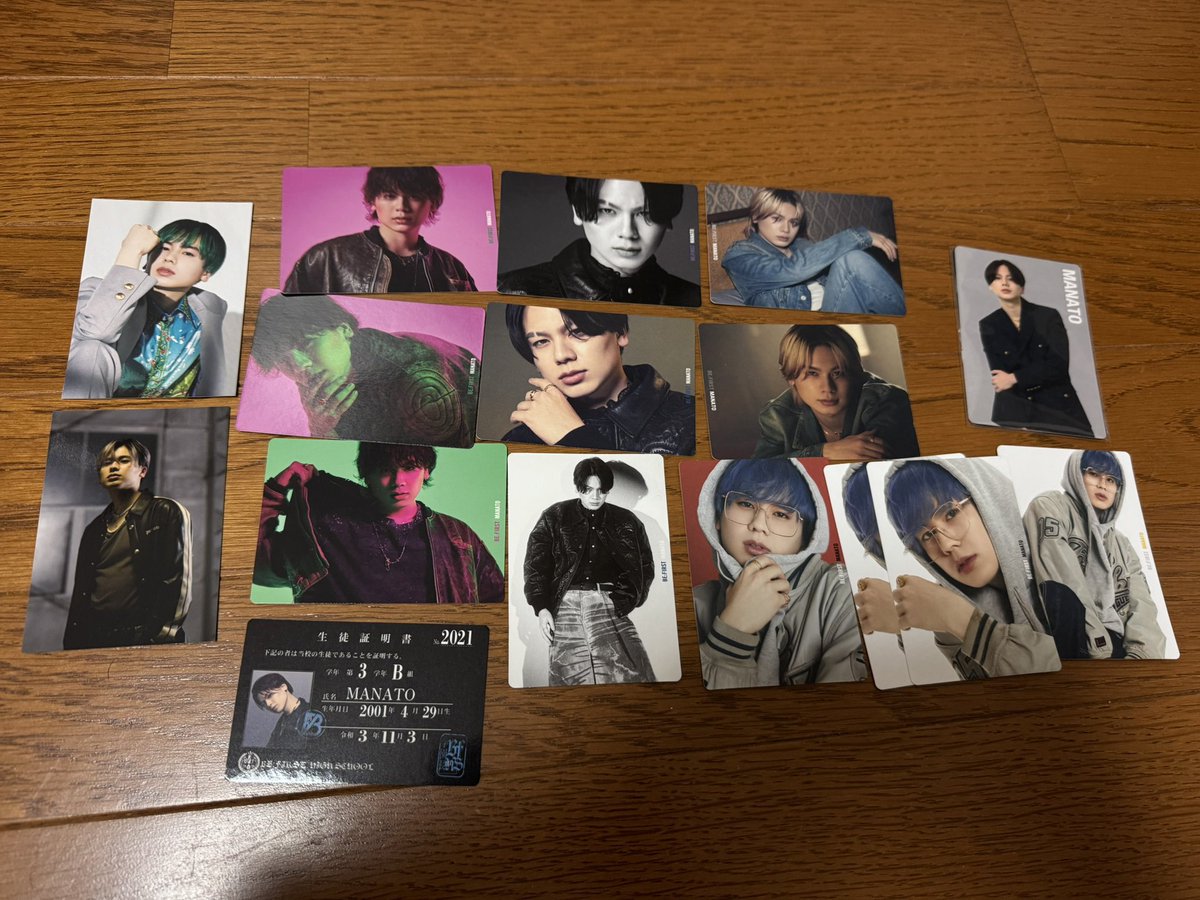 __snt_bf_'s tweet photo. BE:FIRST 交換
【譲】ソウタ、マナト、リュウヘイ、ジュノン
【求】同異種シュント>TRAINEE イサナ、タイチor買取(1枚目ALT参照)

17日スタジアム手渡し可能です。
ツリーに続きます↓↓↓

 #BEFIRST交換  #BMSG交換 https://t.co/L1FX5PrZ8M