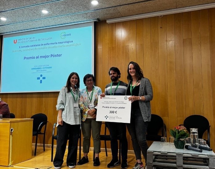 sedenered's tweet photo. ¡Seguimos celebrando la excelencia investigadora! 🏆 Hoy queremos destacar dos trabajos premiados por su enorme impacto en la práctica clínica. Gracias a sus autores por aportar evidencia científica de calidad. 🧵👇 #PremiosInvestigación #Ciencia https://t.co/TVZza0I9qw