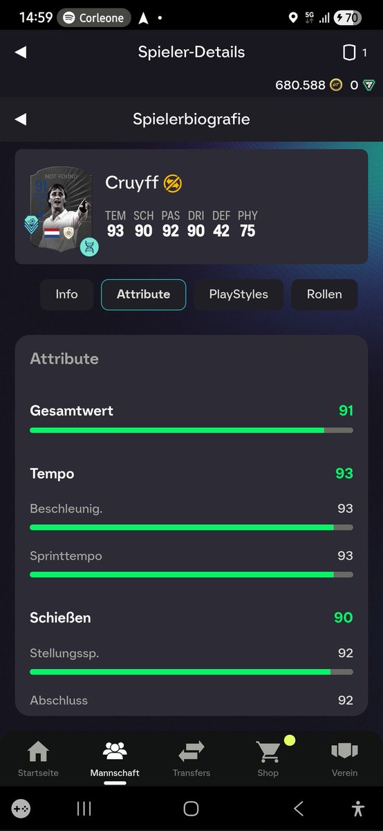 leon120203's tweet photo. @FutPoliceLeaks Cruyff has 2 ps+ but one of them fit? https://t.co/ZBwyOTYxN0
