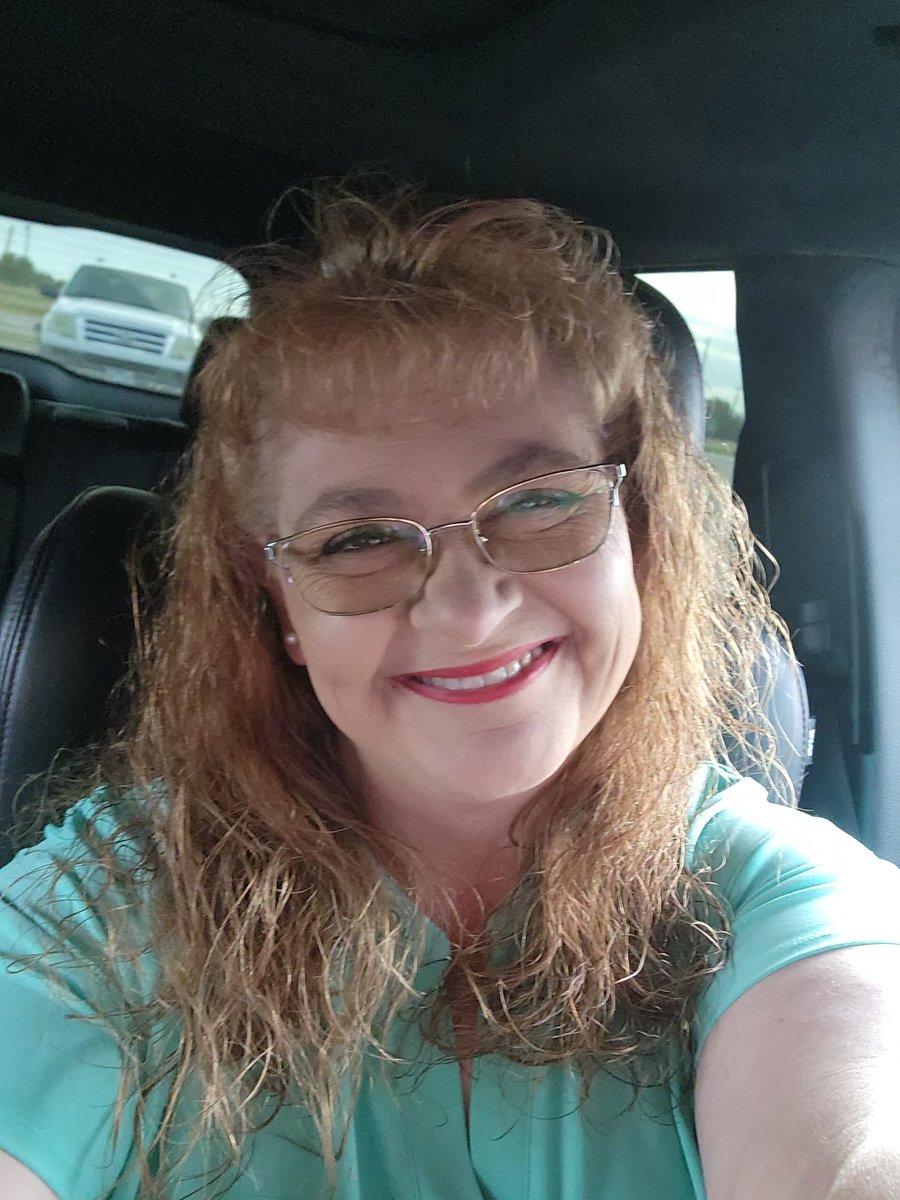 kendra.49 tweet media