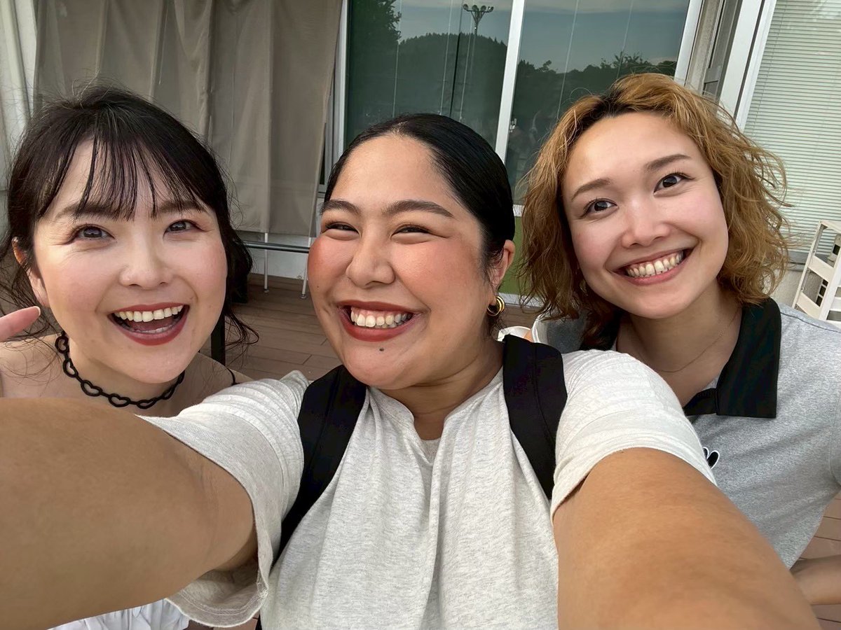 heelship's tweet photo. ありがとうございました🩷💛💚 https://t.co/w5ma7berfS