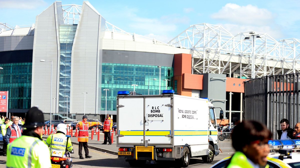 tenyearsnow's tweet photo. Thousands are evacuated from Old Trafford before kick-off between Man UTD. and AFC Bournemouth after a suspect package was found. 

A controlled explosion was carried out within the stadium. The package is believed to have been an explosive device left from a training exercise. https://t.co/6O3MtuElm2