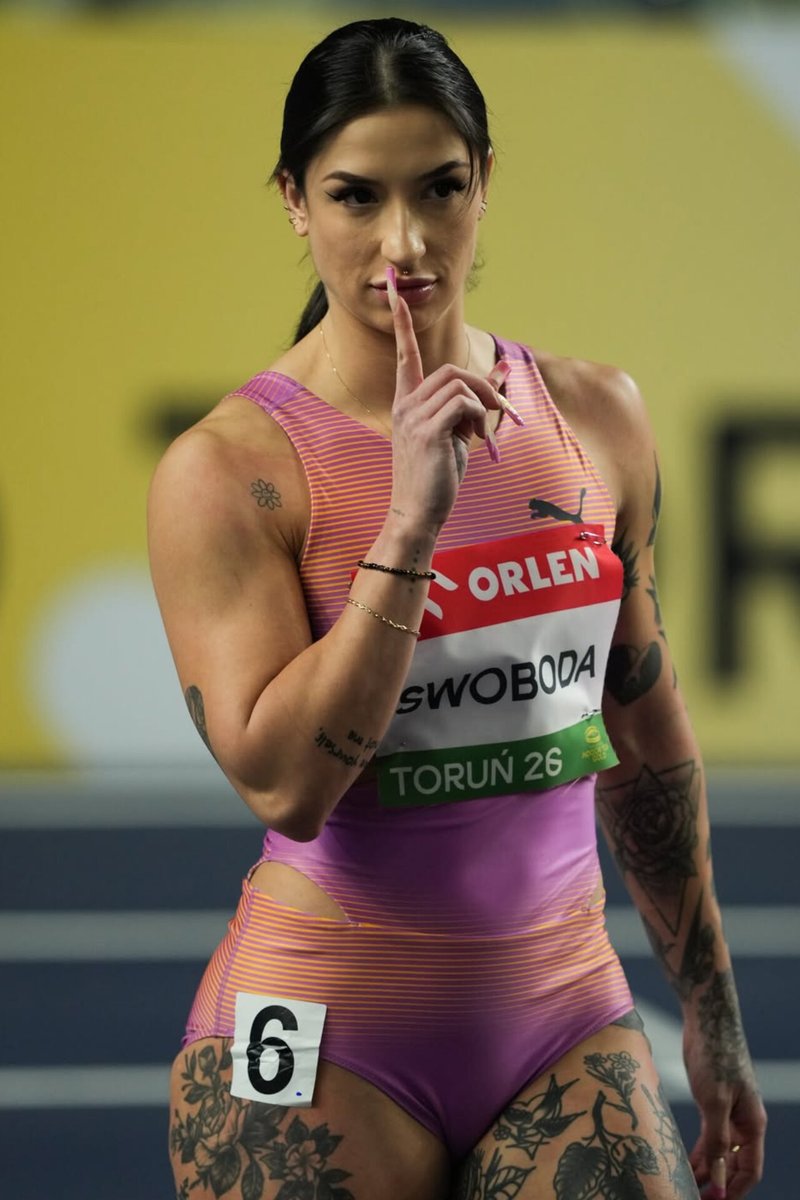 Megalaioffcl's tweet photo. Eva Swaboda proving athletes can break hearts too 🩷 https://t.co/hWQq4fjK1b