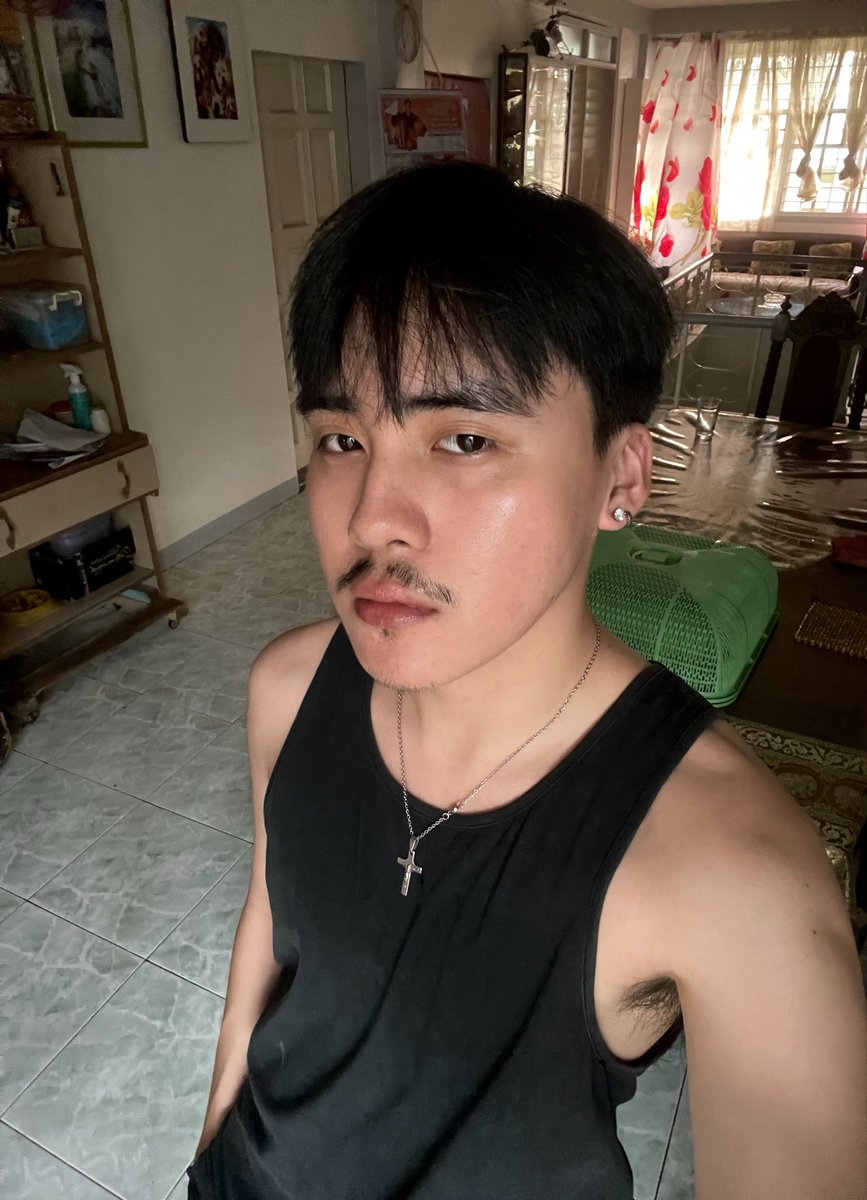 ren tweet media