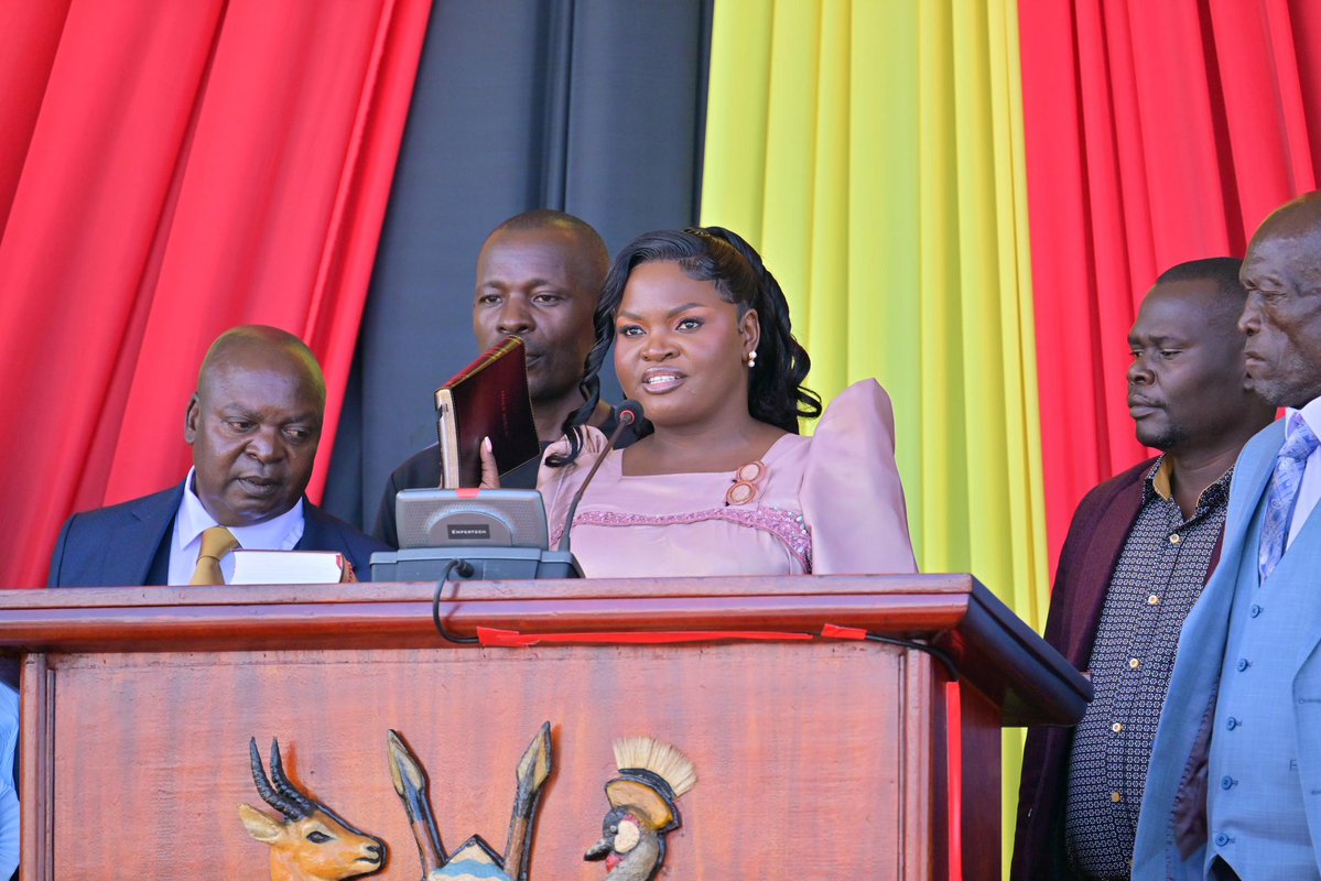 Hon.Tibyaze Peace tweet media