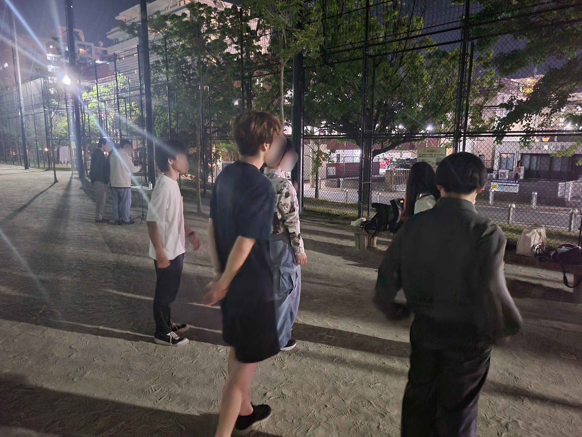 QUSC_official's tweet photo. 今年度初の練習を行いました✨
新メンバーも加わり、気合十分🔥最高のスタートが切れました📸
QUSCでは、引き続き【サポートメンバー】を大募集中です☆
活動に少しでも興味がある方は、ぜひお気軽にDMまでご連絡ください‼️お待ちしています😊
 #lovelive https://t.co/bnzC6RMtU4