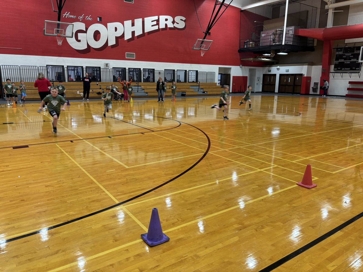 CPElem's tweet photo. Incoming rain can’t dampen the field day vibes for 1st, 2nd, &amp; 3rd grade! ☀️😎 https://t.co/KtWzvs3RgV