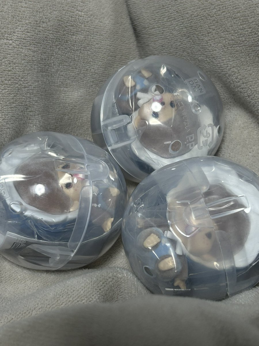 Nononico08's tweet photo. 【交換】モンチッチ フロッキーズ ガチャガチャ

譲:ベビチッチ×3

求:定価＋送料

まとめて買い取って頂けると幸いです🐱
検索からでもお気軽にお声掛けください♪
#モンチッチ #ガチャガチャ https://t.co/covD1kVzgF