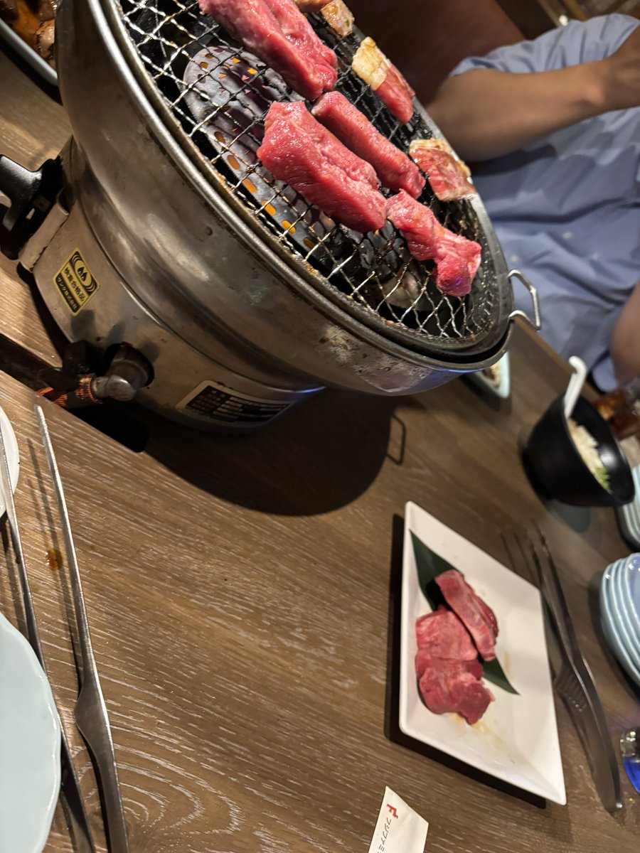 kanato4646's tweet photo. 久々の焼肉幸せだった😇😇😇😇 https://t.co/KCT34pF6lx