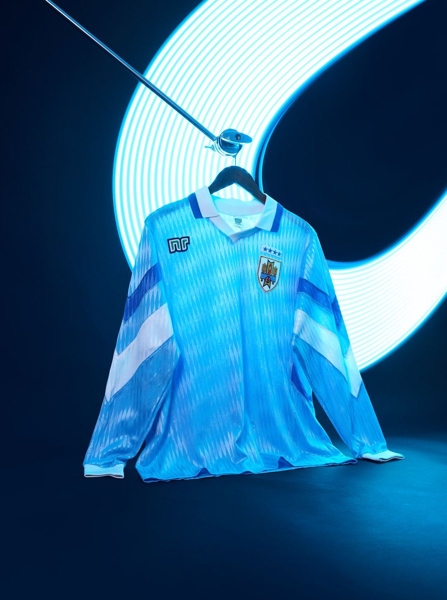 Classic Football Shirts tweet media