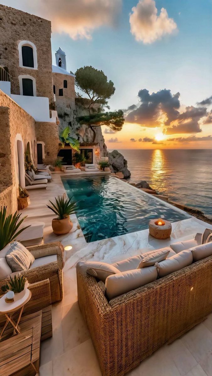 viewsoff's tweet photo. Positano, Italy https://t.co/Eox9c1ZaMQ