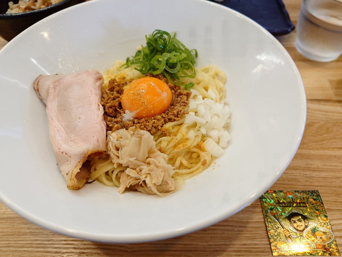 じん tweet media