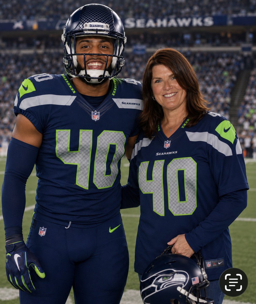 MomOfDBNN's tweet photo. DREAM BIG! Happy Football Friday Y’all! I hope you ALL have an awesome weekend! (AI pics by @Grok ) #KeepGrinding #NFL #NikNeedham #FreeAgent #IfYouThinkItYouCanBeIt 🙏🏼😤🔥🥰 https://t.co/QS0S8MKpJ2