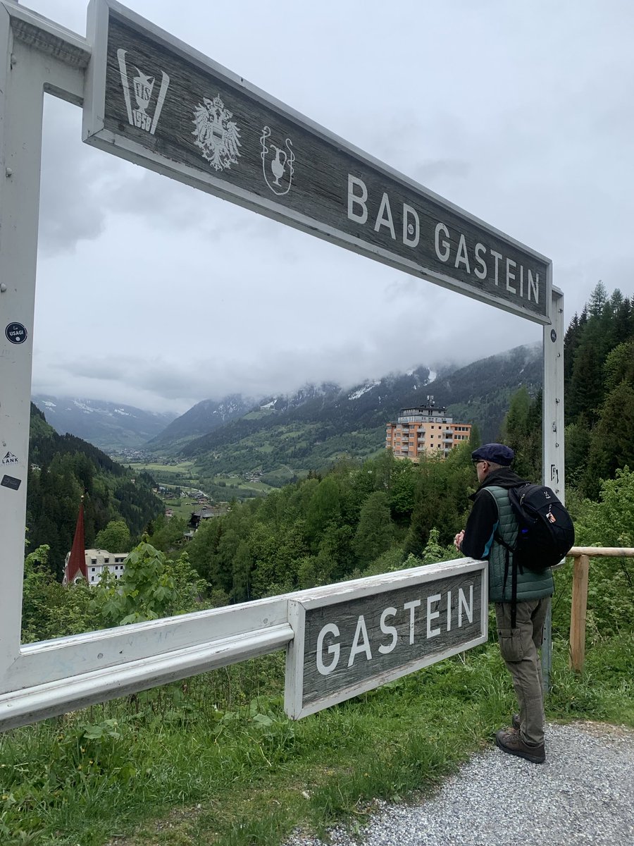 Smasken50's tweet photo. Flyg till Salzburg och med tåg runt i Österrike 🇦🇹. Kanske även in i Italien 🇮🇹. Medvetenheten ökar vid att resa.Vidgar vyerna. https://t.co/2GOL520x6C