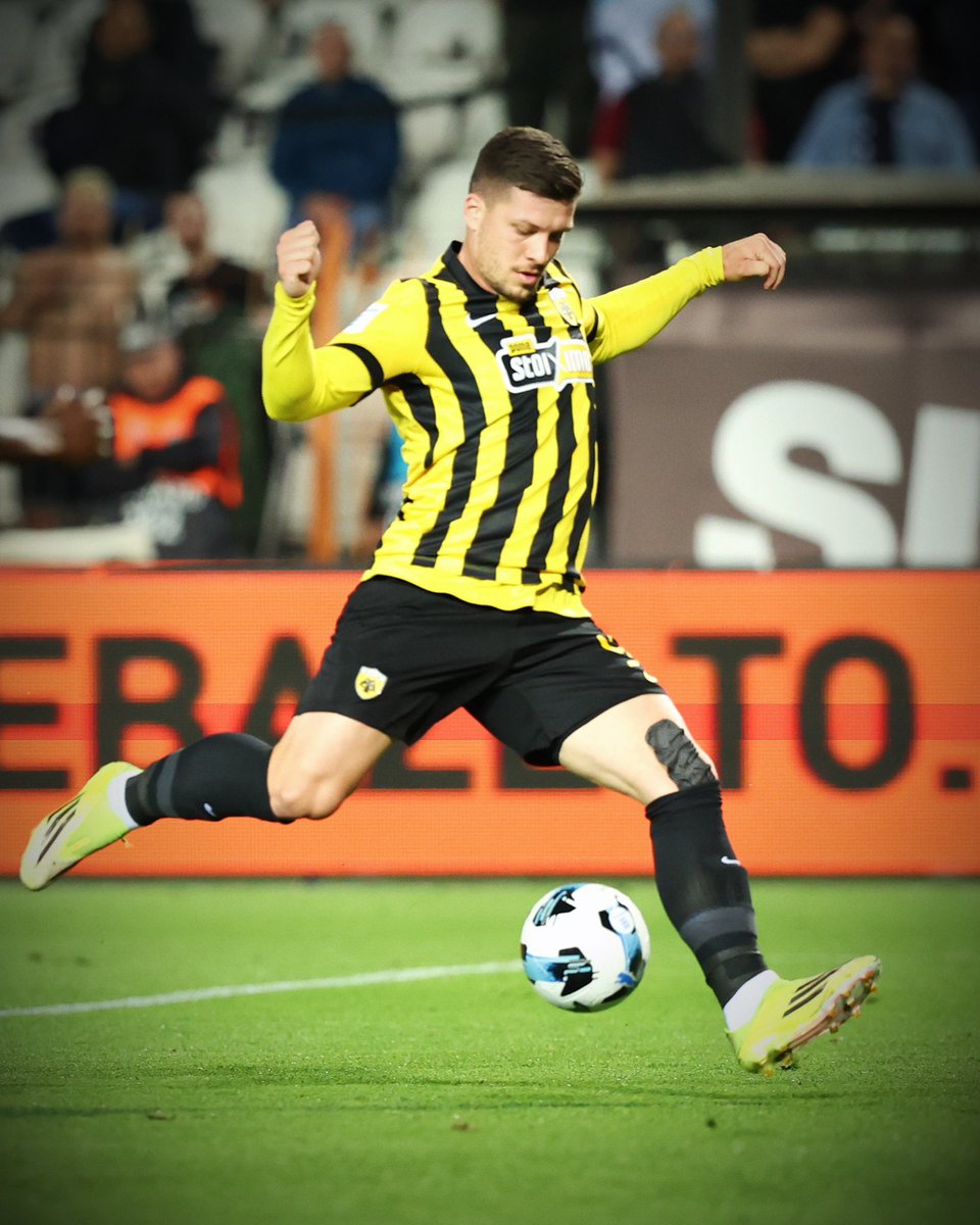Luka Jović tweet media