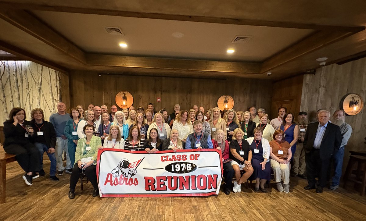 PinkertonAlumni's tweet photo. The Class of 1976 celebrated their 50th Class Reunion on May 14 at Birch Wood Vineyards! #TogetherWeArePinkerton https://t.co/dEx6fnxD3r