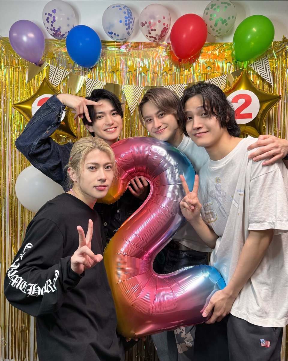 のん tweet media