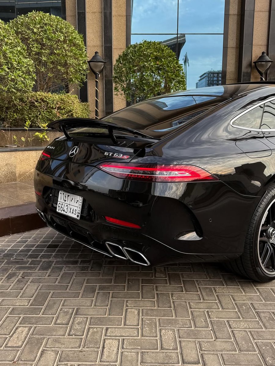 Mercedes-Maybach Luxury tweet media