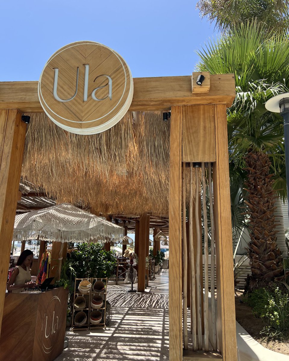 KatoAmato's tweet photo. Vendor whitelist + MCC filter is starting to look like real infrastructure for AI agent cards.
Day 2 of 7. Today's office: Ula at Dukes The Palm.
Follow along, Day 3 tomorrow. https://t.co/U9zliDfIle