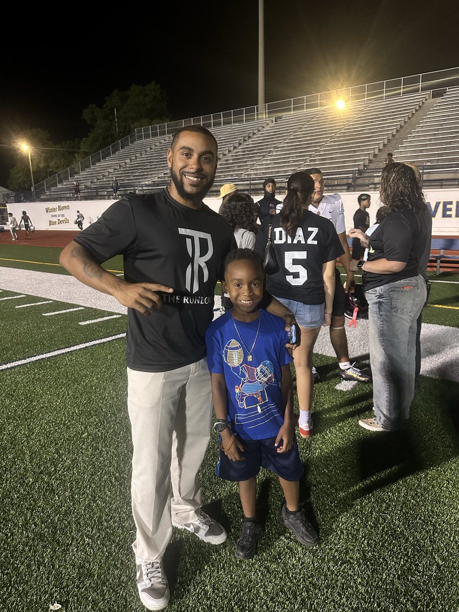 MarcMarkee's tweet photo. Thanks for the pic. My son was so excited. He seen all of your videos hundreds of times. https://t.co/AfMeJgQSrj