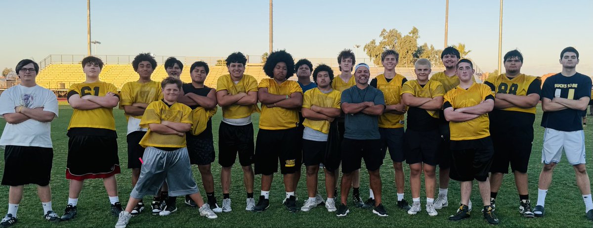 CoachRonquillo's tweet photo. As iron sharpens iron, so one person sharpens another. 

Proverbs 27:17 

Love the attitude and accountability this group brings. Future is bright! 

@Gauge_Brown65 @PabloGonzales_7 @Vance_Carroll71 
@Carlosfl0rez @HadenRubio https://t.co/2zVbmE91R8