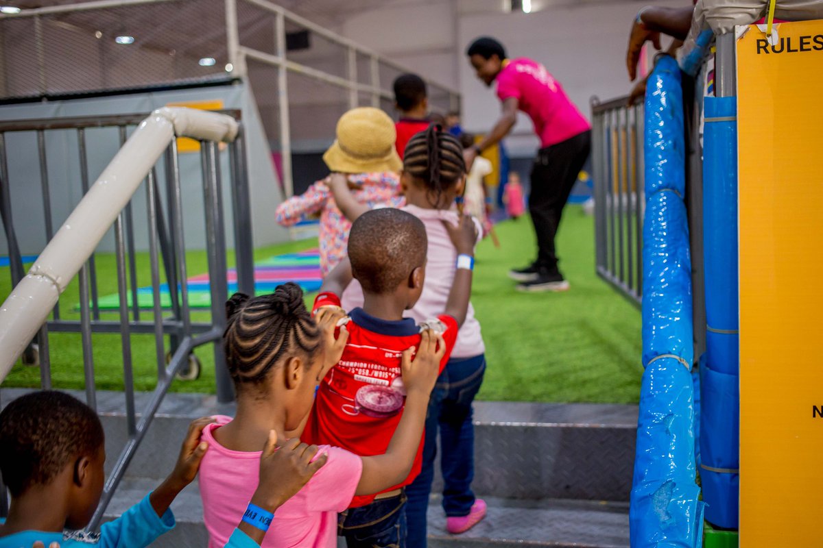 LluviaHealth's tweet photo. We are leaving these beautiful pictures on the internet for you as you round up this work week and prepare for the weekend. 

We hope you have a great time this weekend. 

PS: We have some exciting programs coming up this May. Can you guess? 

#FlashbackFriday https://t.co/BM3nv1DGcJ