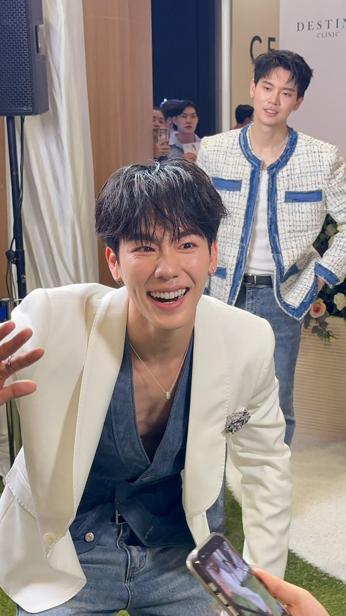 𝐝𝐨𝐮𝐛𝐥𝐞𝐦𝐢𝐧𝐞 ☺︎︎☻︎ tweet media
