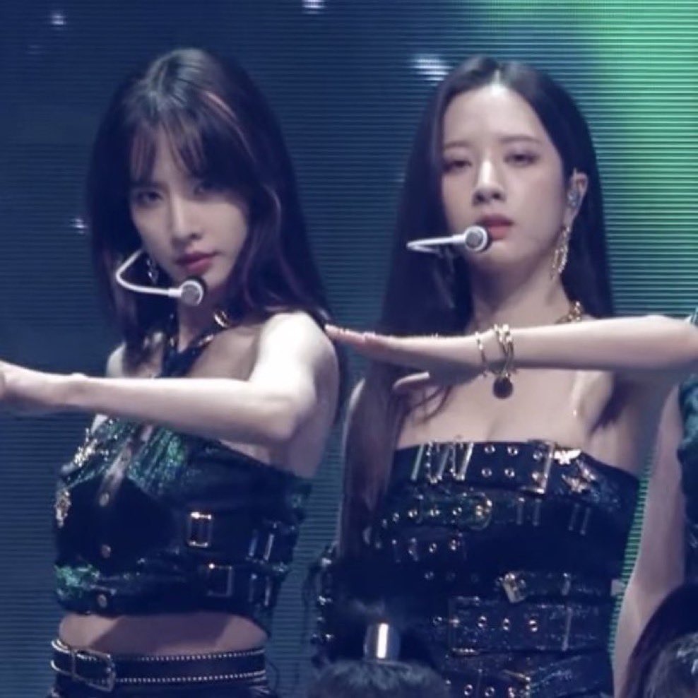 코걸이 tweet media