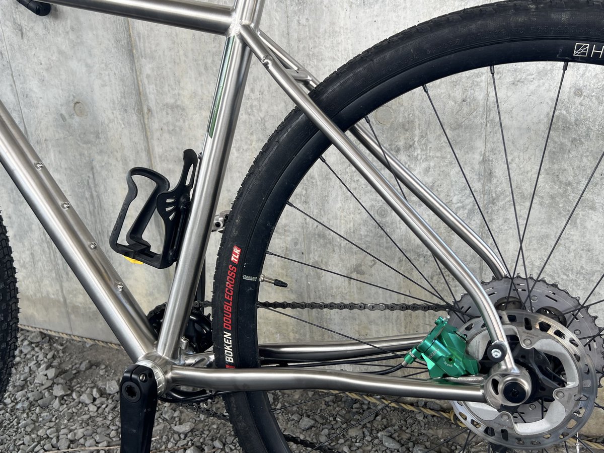 growtac's tweet photo. #MONORALBIKES も新作のARや定番のグラベルモデル『GR』が試乗可能 https://t.co/D67CFNN869