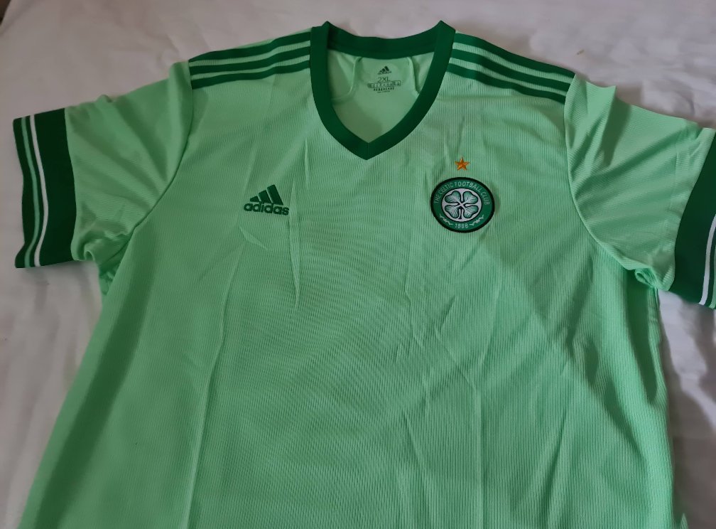 KitConnorsseur's tweet photo. If the shirt I'm wearing tomorrow wasn't on a run of great luck, then surely I'd be wearing this one.
#Spiritof86 https://t.co/6uXv8q8Hh8