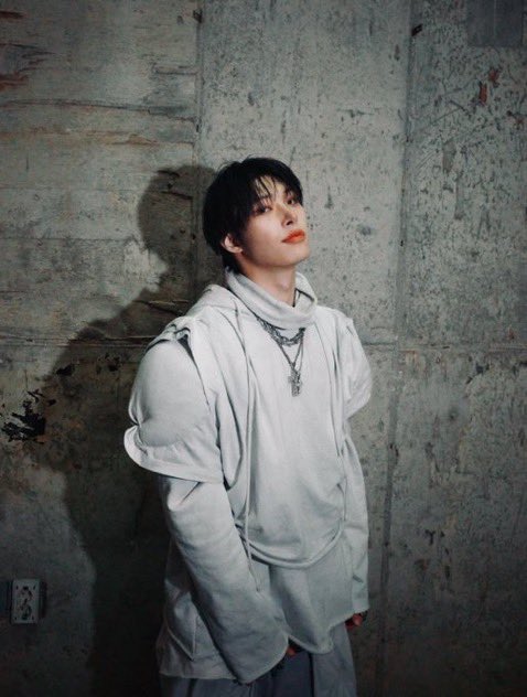 ash ☆ tweet media