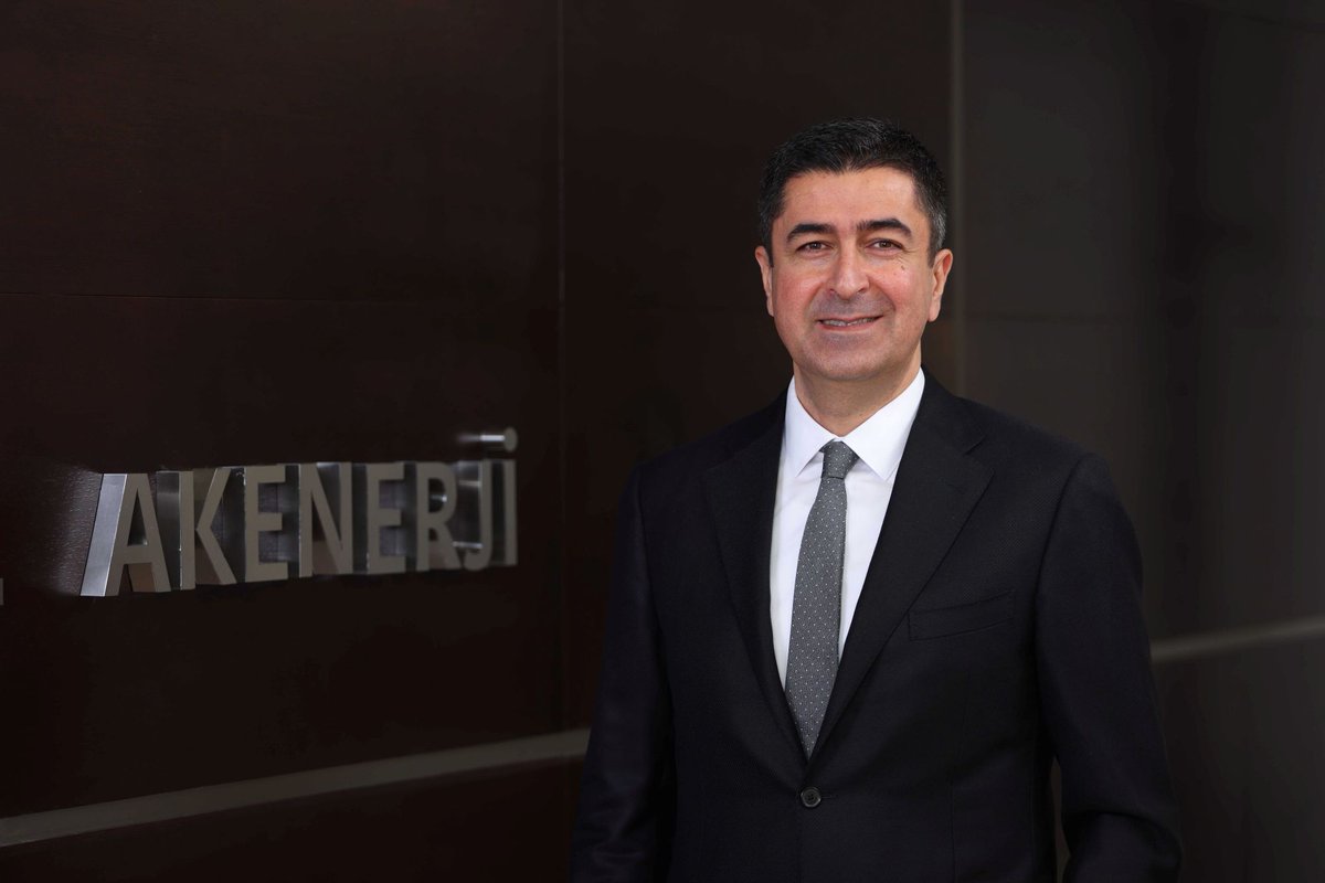 yatirimlardergi's tweet photo. Akenerji’nin Erzin GES’i Devreye Girdi
🔗 Yatırımlar Dergisi'ndeki haber: https://t.co/dscJJIjWtT
@AkenerjiCorp , @AkkokHolding , #DKCC #CCGT #GunesEnerjisi #Ges #Enerjidepolama #Enerji #energy #solarpv #solarenergy #solar #Photovoltaic #PV #YatirimlarDergisi https://t.co/JQEs29Cui9