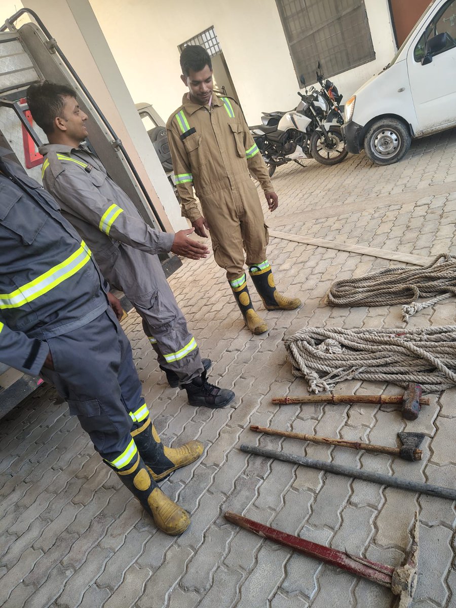 Sultanpur Fire & Emergency Services tweet media