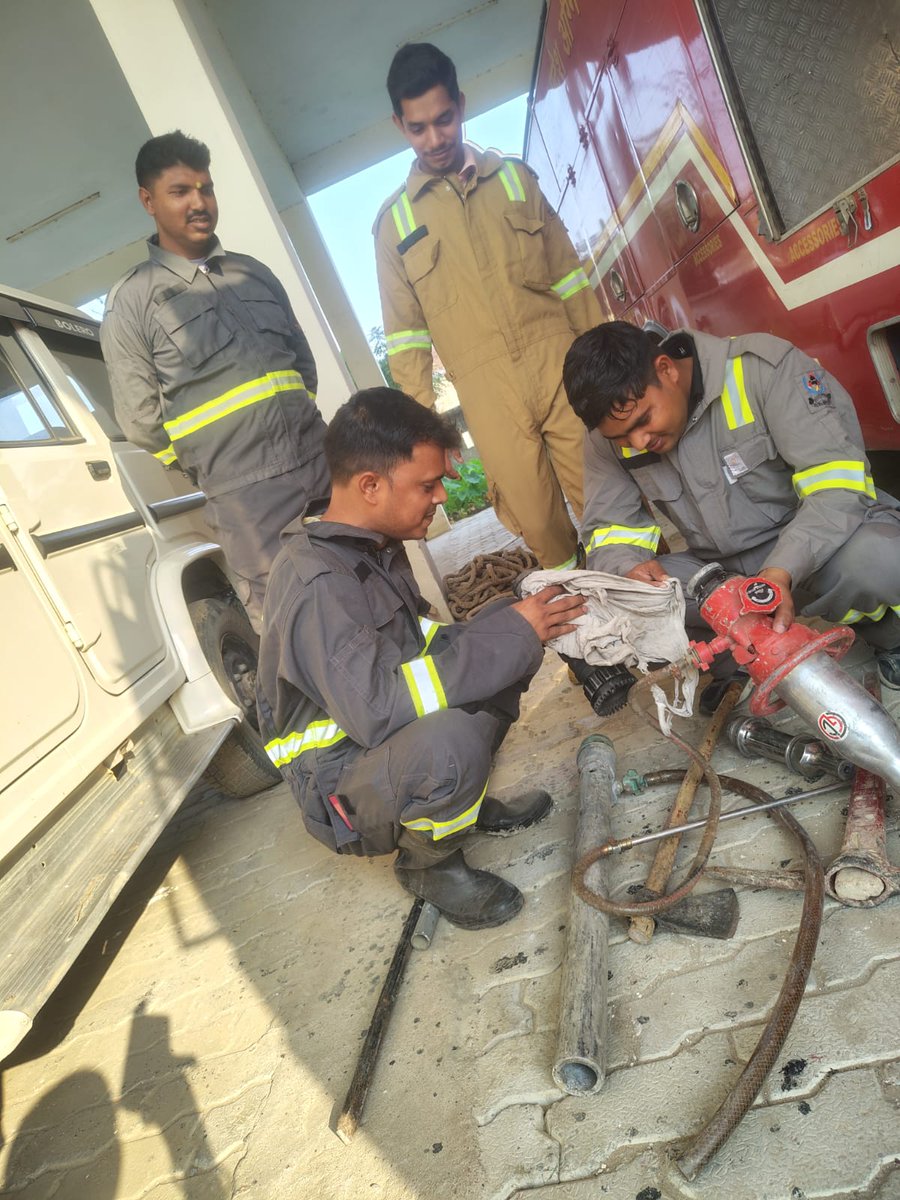 Sultanpur Fire & Emergency Services tweet media