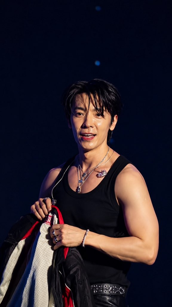 olivia_liph's tweet photo. DONGHAE’s Solo Concert “ALIVE” in Seoul Day 1

donghae wearing sleeveless tee is my weakness🫠🫠🫠

#donghae #동해 https://t.co/UwFAo79TEV