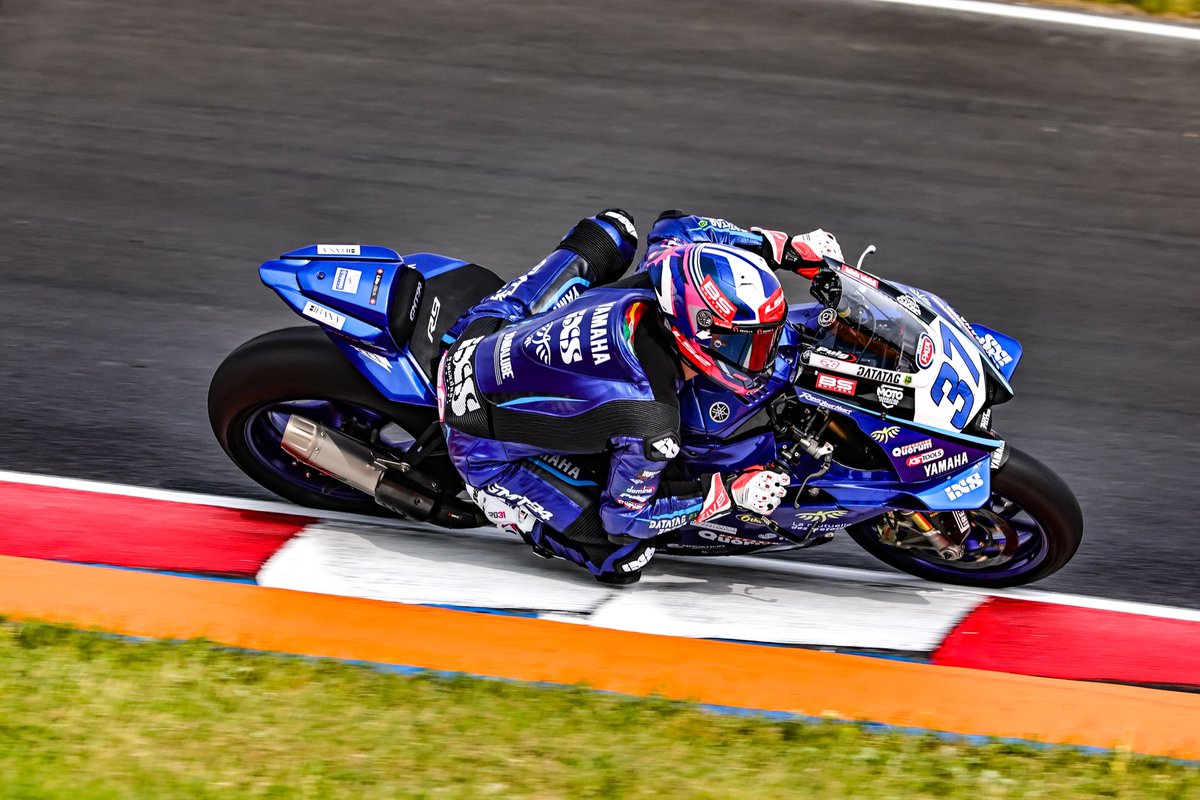 GMT94's tweet photo. WorldSBK Most (République Tchèque) 🇨🇿
Supersport, qualifications :
Lucas Mahias décroche la première ligne (P2)
Deuxième ligne pour Roberto Garcia (P6)

📸 : @goodshoot1968 

#CzechWorldSBK #WorldSBK #WorldSSP https://t.co/QRL9uU0Fnu
