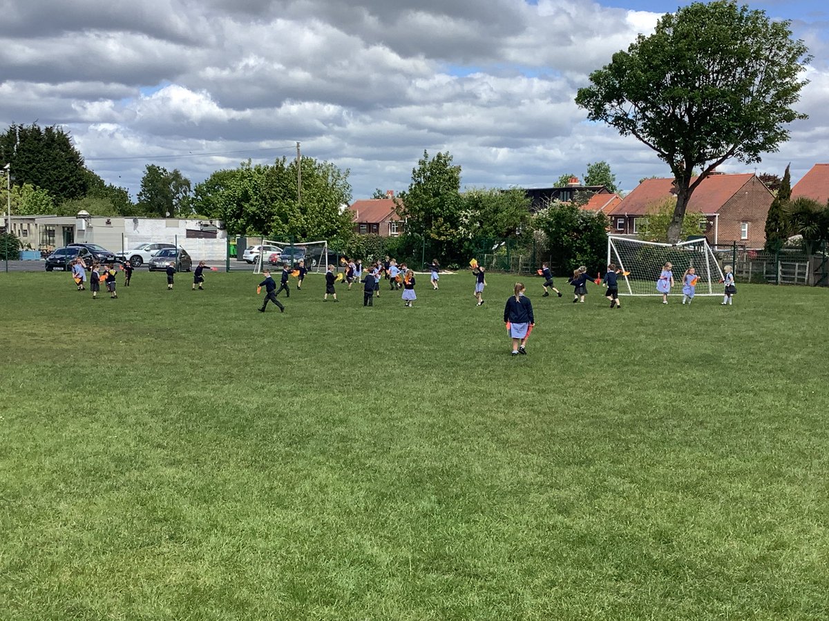 OSJ_Rec's tweet photo. We having been learning about the story of Pentecost.  We created kites to represent the Holy Spirit and flew them in the wind. https://t.co/QtOfuCBxFT
