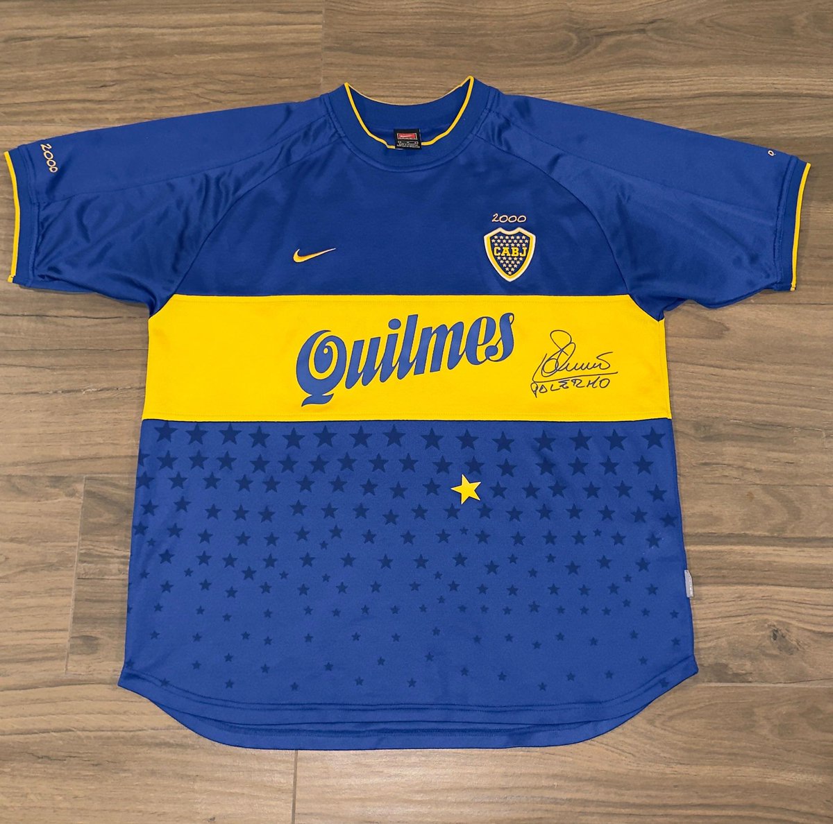 Crm95__'s tweet photo. @marto_m3 Mercosur M (sería un L amplio) $399.999 BRILLA
Campeones 2000 XL (un mini detalle en la espalda, ni se nota) BRILLA $309.999 https://t.co/OF0KvuhEXI