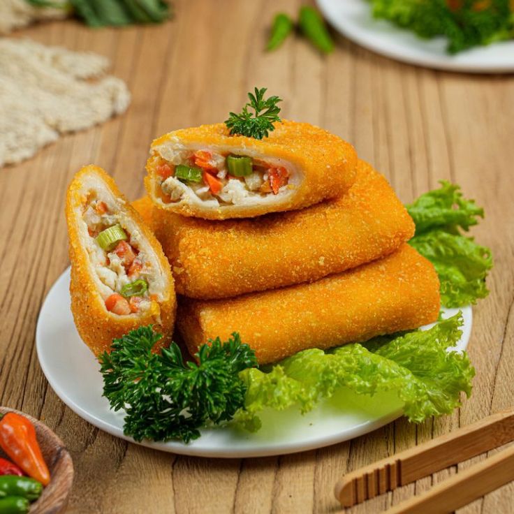 BASEBIJI's tweet photo. Tim risol sayur or Tim risol mayo? https://t.co/sbEqOTVI7o