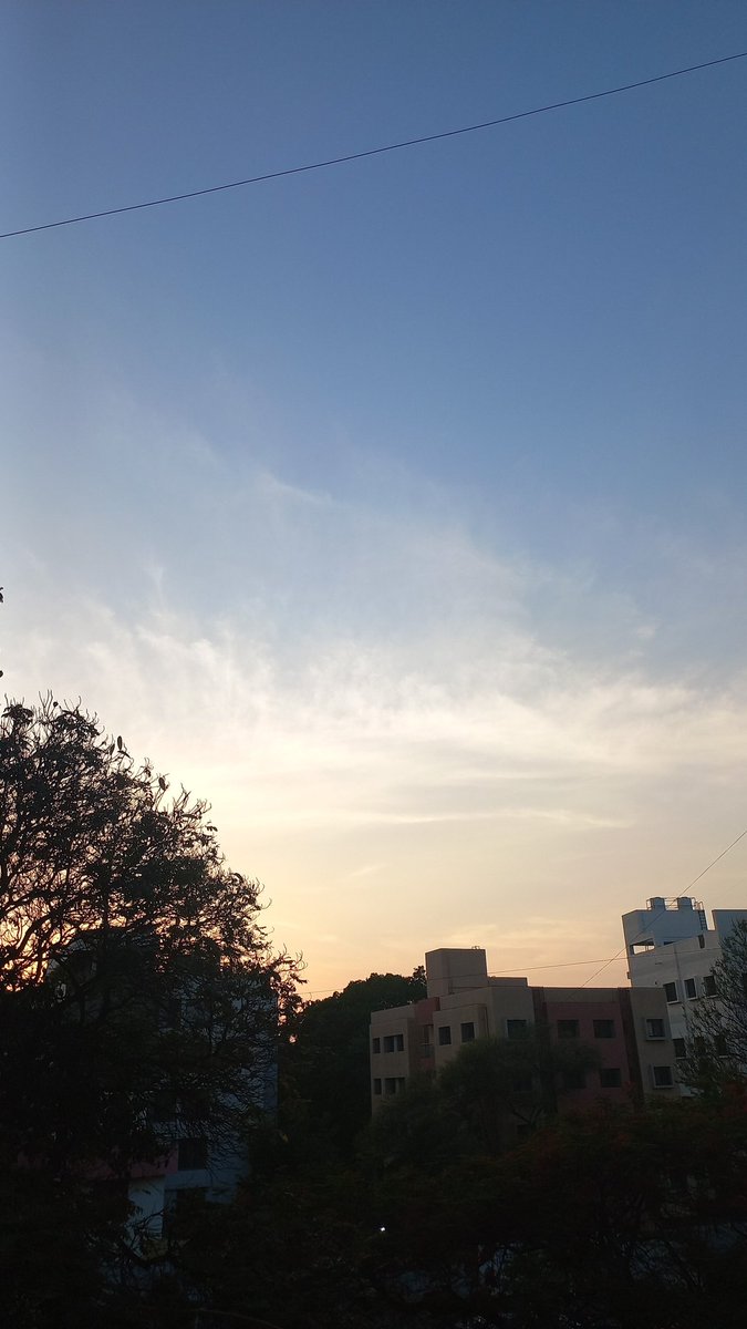 RohanKhandare26's tweet photo. #eveningsky https://t.co/TwS2OqQ78q