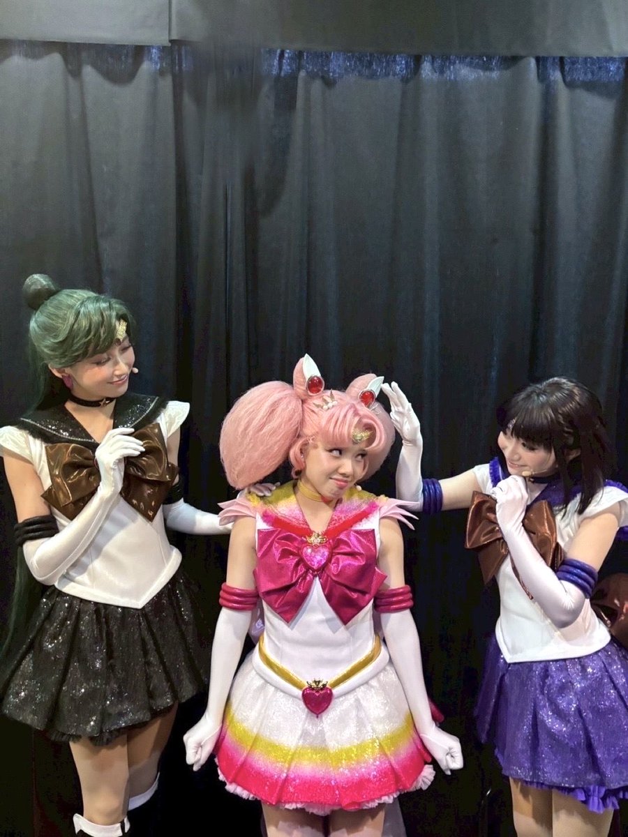 051021marin's tweet photo. #美少女戦士セーラームーン
-Shining Theater Shinagawa Tokyo-

今日もありがとうございました🌙

あたしが不貞腐れるといつも
ぷーとほたるちゃんが慰めてくれるんだ🤎💜
優しくてかっこよくて大好きな2人なの！！

明日は3公演！また劇場で会おうね✨️

#PrettyGuardianSailorMoon 
-Shining Theater Shinagawa Tokyo-

Thank you for coming again today🌙

Whenever I get sulky,
Puu and Hotaru always comfort me 🤎💜
They’re both so kind and cool, and I love them so much!!

We have 3 shows tomorrow too!
See you again at the theater✨️

#prettyguardiansailormoonshiningtheater #shiningtheater #シャイニングシアター