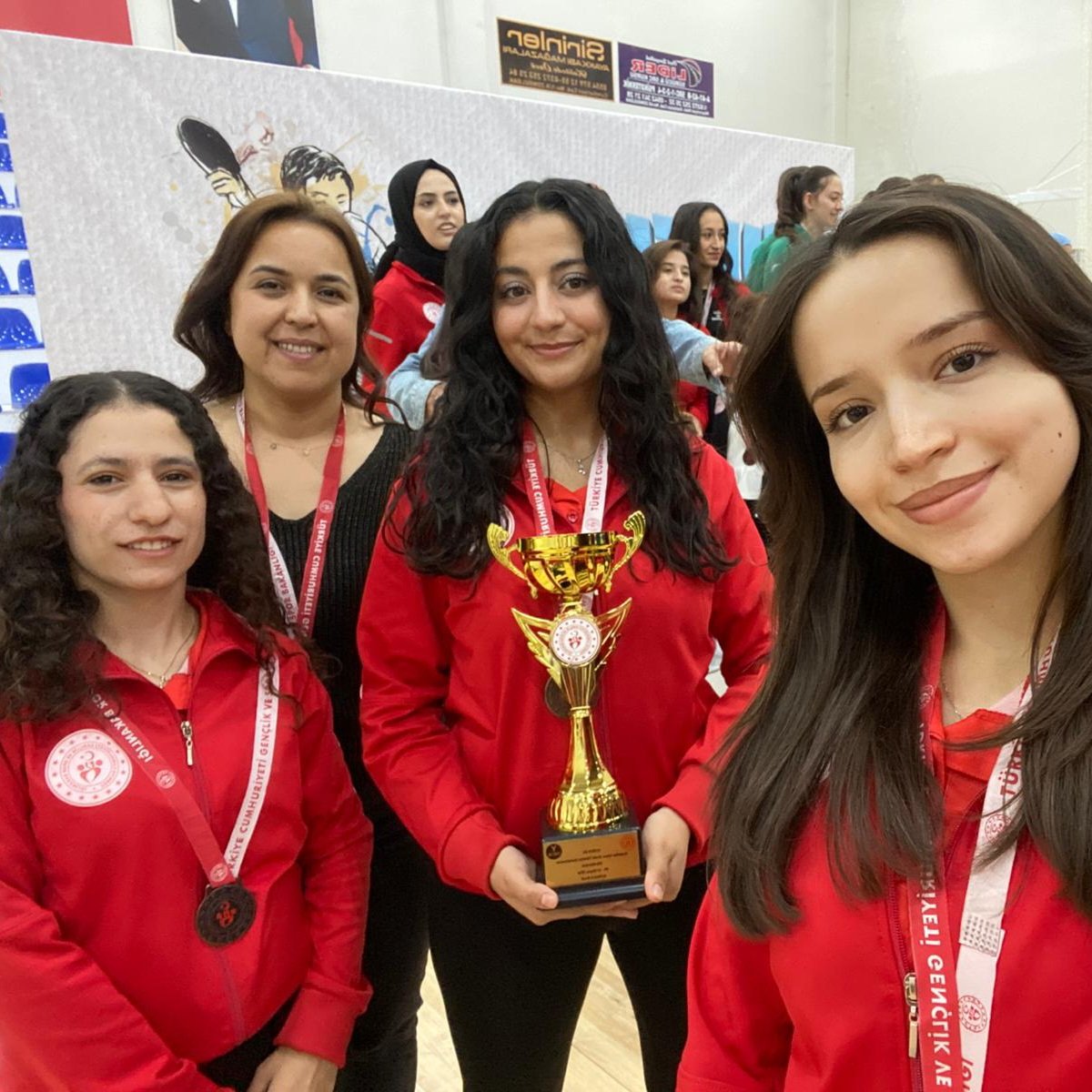 GSB_Mersin's tweet photo. 🏓 Tarsus Kız Öğrenci Yurdu Türkiye Dördüncüsü!

09 - 15 Mayıs 2026 tarihleri arasında Zonguldak'ta düzenlenen YURTLİG Masa Tenisi Türkiye Birinciliği müsabakalarında ilimizi temsil eden Tarsus Kız Öğrenci Yurdu Türkiye dördüncüsü oldu.💪🔥

+ https://t.co/pnsaLFzS18