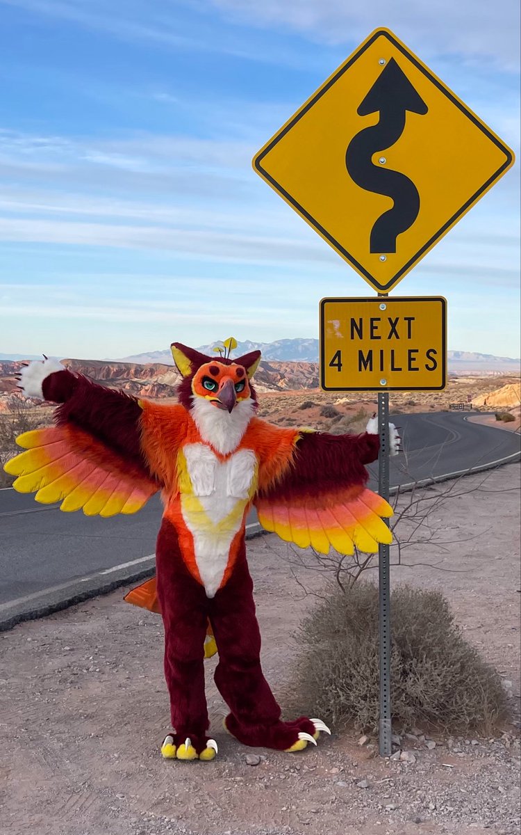 ALXRingtail's tweet photo. Sona + What you drive https://t.co/4AD3op7tyQ