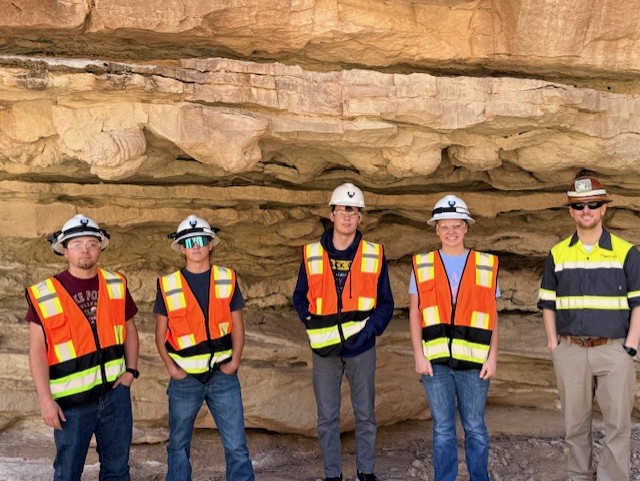 IsoEnergyLtd's tweet photo. Inspiring the next generation of Earth scientists and energy leaders 🌎

IsoEnergy was proud to welcome Earth Science students from Wayne County School to our Tony M Mine in Utah for a hands-on learning experience. Students gained insight into uranium, why it’s found here, and why it matters—then visited the mine portal and saw dinosaur tracks firsthand — bringing millions of years of Earth’s history to life in one place.

Experiences like this bridge classroom learning with real-world careers—sparking curiosity, showcasing opportunities in the mining and energy sectors, and helping build the next generation of a strong, informed workforce.

Thank you to the students and their teacher for visiting—we hope to see some of you leading the industry in the years to come!