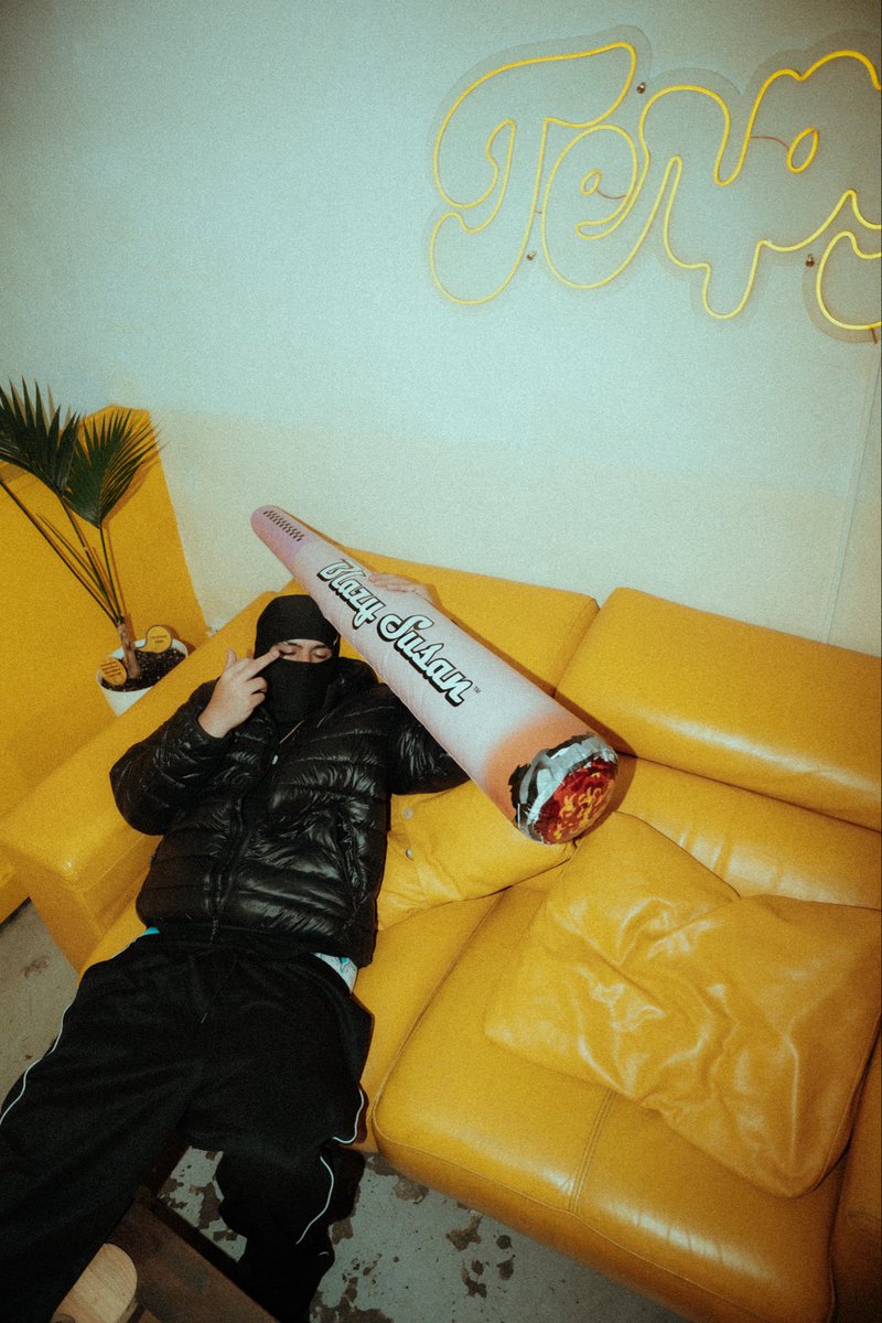 Roderikadornoo1's tweet photo. Dime baby😴 https://t.co/FAtdzPcLAQ