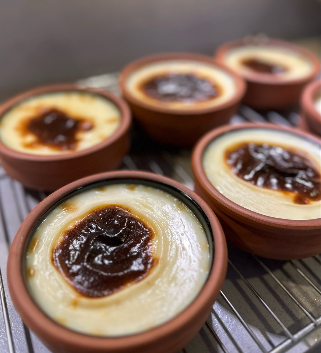 devabirisi's tweet photo. ona olan aşkımı bilmeyen var mı
o zaman kavuştay günü 🙂‍↔️🤤 https://t.co/d6KkKz6Jce