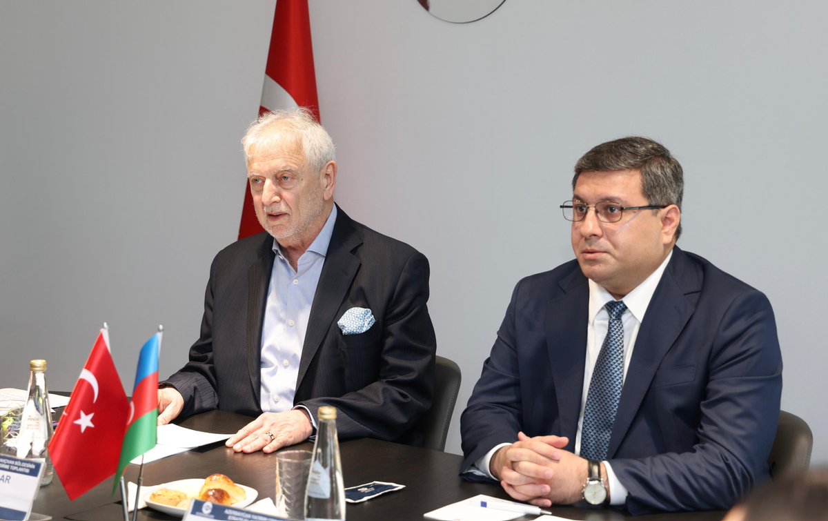 EBSO tweet media
