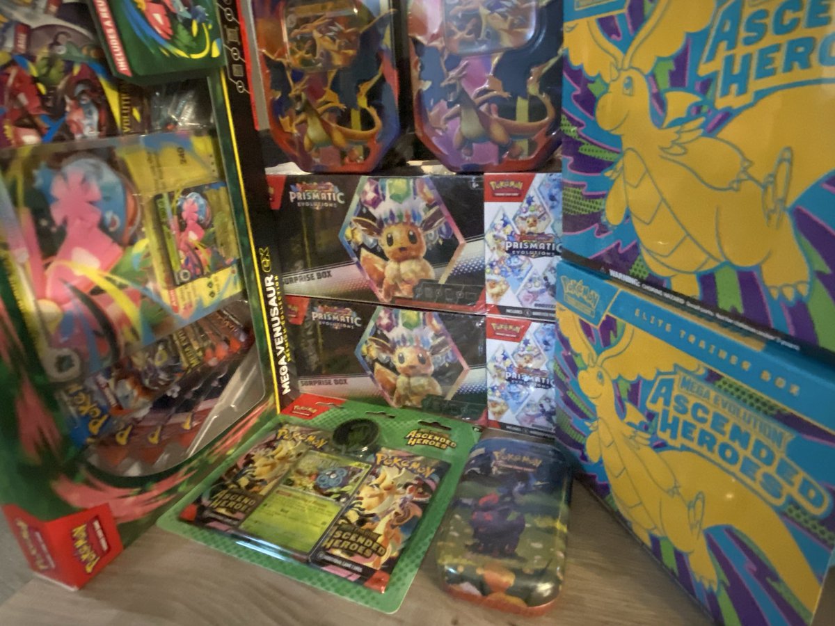 CoochieCruncher's tweet photo. Looking for mutuals pls follow and like or RT to help me out :)
⚡️24 he/him stoner vibess
⚡️card collecting (pokemon) 
⚡️anime
⚡️comic books/manga
⚡️movies/tv show
⚡️just nerd shit alright
And music if anyone wants to talk and trade music https://t.co/efjXNdcuEG