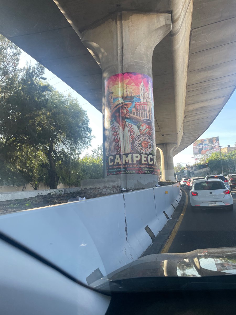 DaveUnforgiven's tweet photo. @ClaraBrugadaM @Claudiashein que triste que nuestra riqueza cultural se reduzca a los mismos triángulos, con tanto artista urbano en el país, espero no nos haya costado 1M por impresión https://t.co/nZWutfVn6U